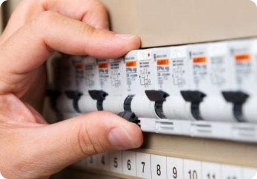 Contrôle électrique obligatoire en entreprise